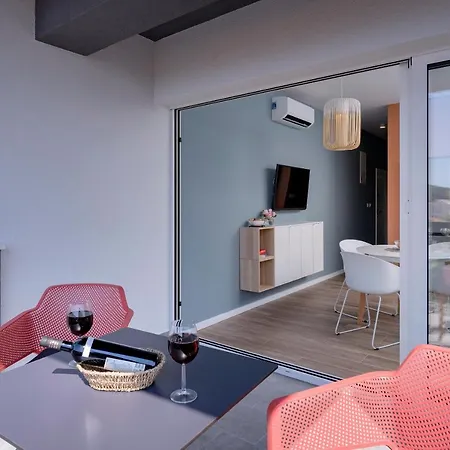 Sun&lux - Hvar Apartment